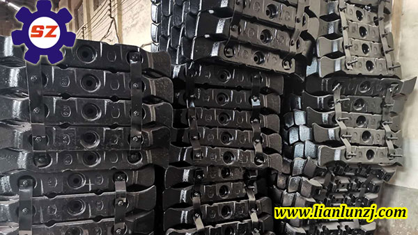 內蒙古客戶訂購<i style='color:red'>123s-02刮板</i>專車發(fā)貨-河南雙志