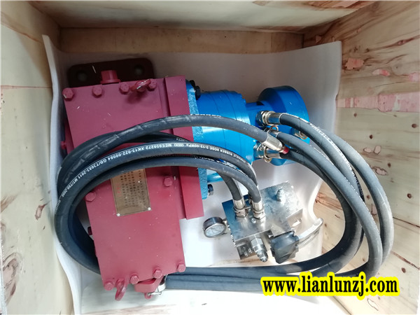 <i style='color:red'>7s001-35</i>液壓緊鏈器調整液控閥組時注意事項