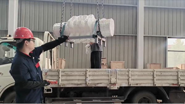 5天<i style='color:red'>工期</i>！河南雙志鏈輪軸組“快準(zhǔn)穩(wěn)”發(fā)往山東